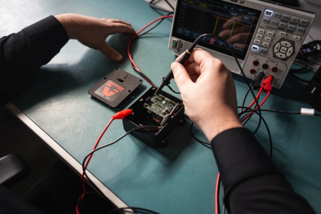 Mereni a testovani pcb desky vyvoj elektroniky rs vision